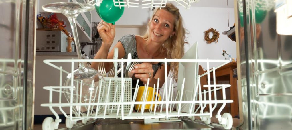 What Should Be Done with Dishware Before Washing it in a Dishwasher