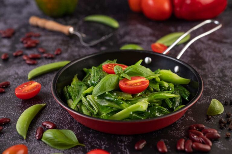 How to Cook Mustard Greens Without Meat