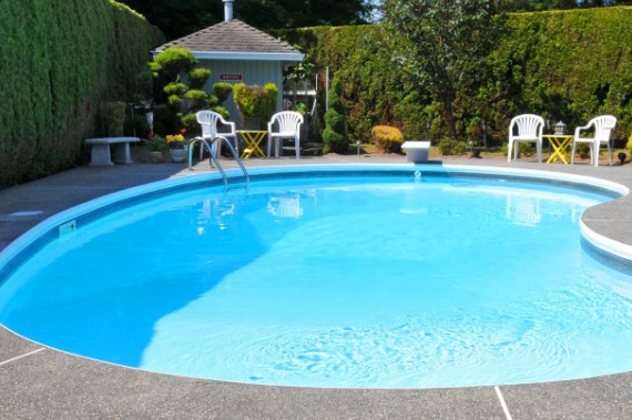 Selecting Pool Materials and Finishes