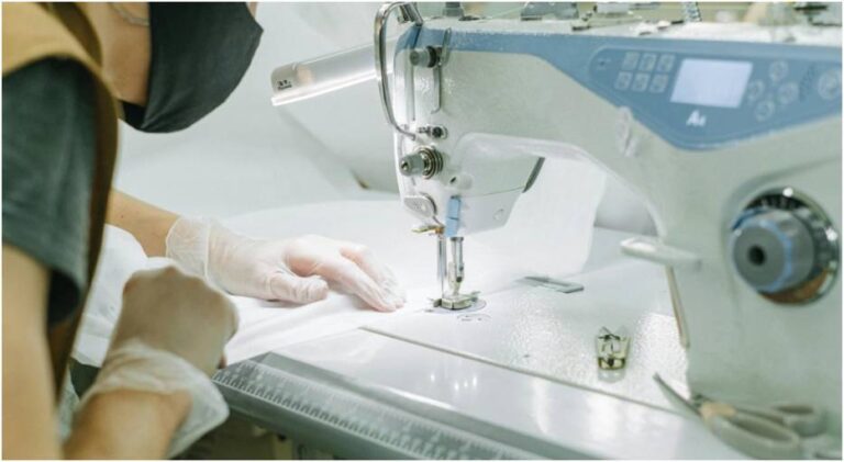 Choosing the Best Industrial Sewing Machine for Your Business