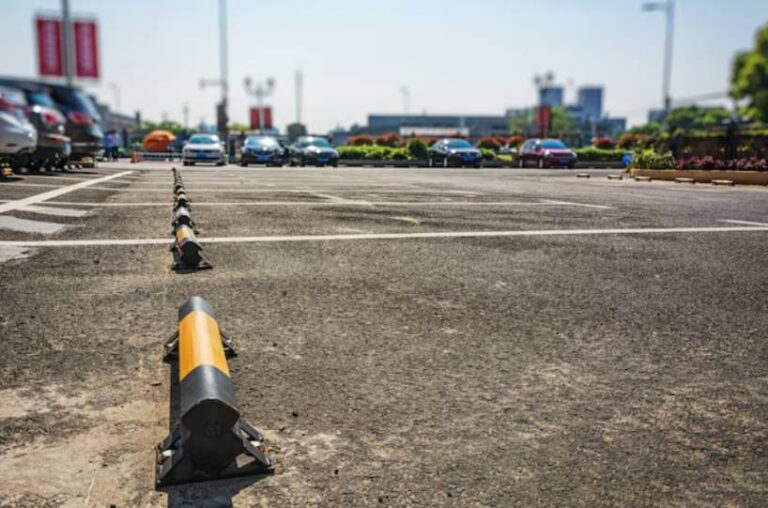 Ensuring Parking Safety with Effective Wheel Stops Ensuring Parking Safety with Effective Wheel Stops
